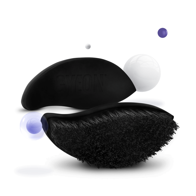 Gyeon Q2M TireBrush - szczoteczka do czyszczenia opon