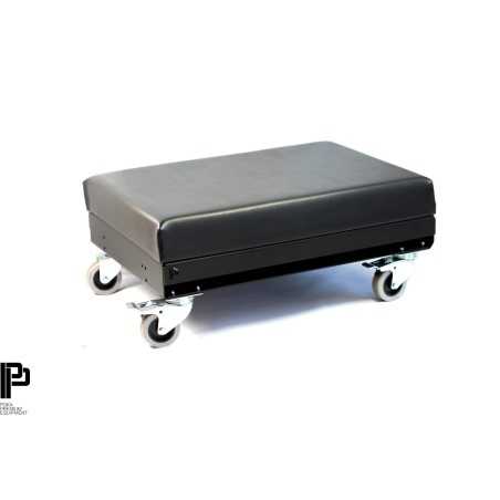 Poka Premium Equipment - niskie siedzisko, klęcznik detailingowy