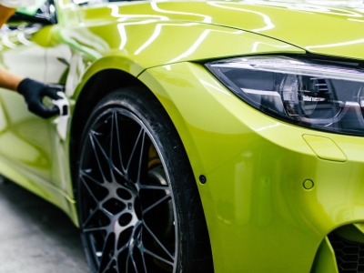 Jak Skutecznie Chronić Lakier Samochodowy przed Zanieczyszczeniami i Uszkodzenia